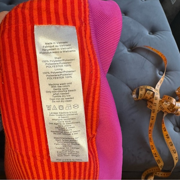 Burton Women's Dryride Hooded Vest in Pink Size Small - Picture 9 of 9